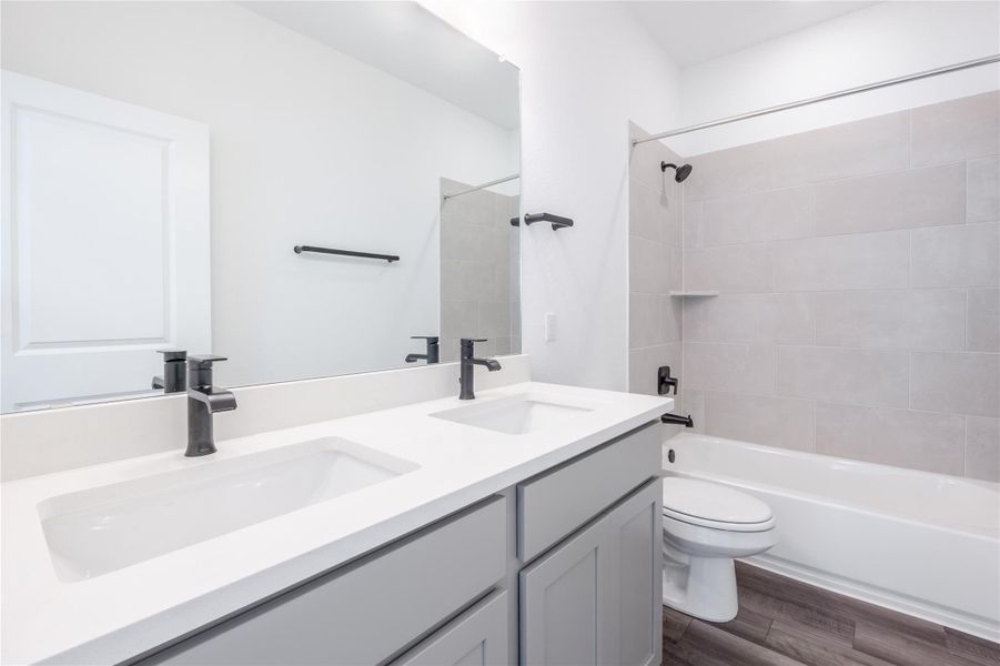 Furnished interior view inside a new home in Ryegrass Collection – Freedom at Anthem, Kyle (Image 5).