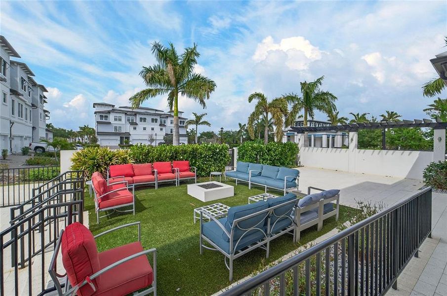 Community amenities in SouthShore Yacht Club, Ruskin (Image 78).