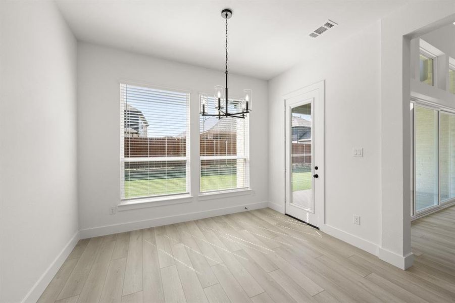 2114 Birdwatch- Dining-1 2114 Birdwatch- Dining-1