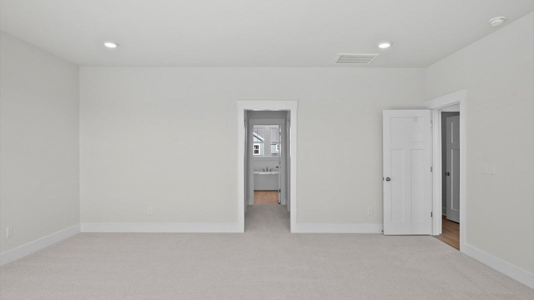 Furnished interior view inside a new home in Pinebrook, Woodruff (Image 28).