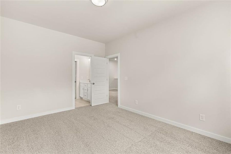 Spacious, unfurnished interior of a new home in , Cumming (Image 20).