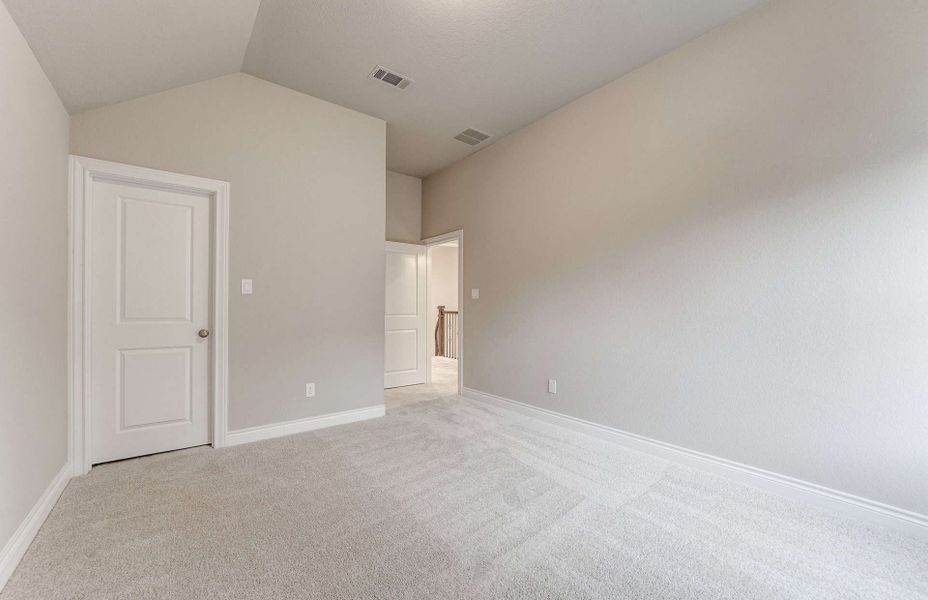 Spacious, unfurnished interior of a new home in The Highlands 55′, Porter (Image 32).