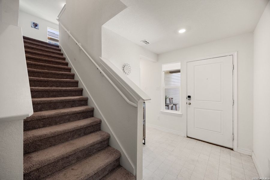 Spacious, unfurnished interior of a new home in , San Antonio (Image 22).