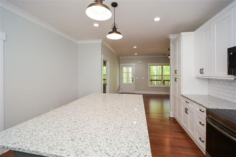 Image 50 of a home in .