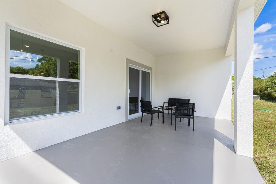 8636-100th-Ave-HigMedia-040-1280