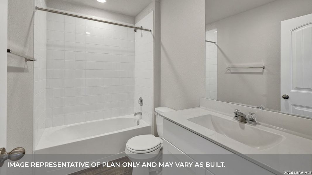 Furnished interior view inside a new home in Arroyo Ranch, Seguin (Image 9).