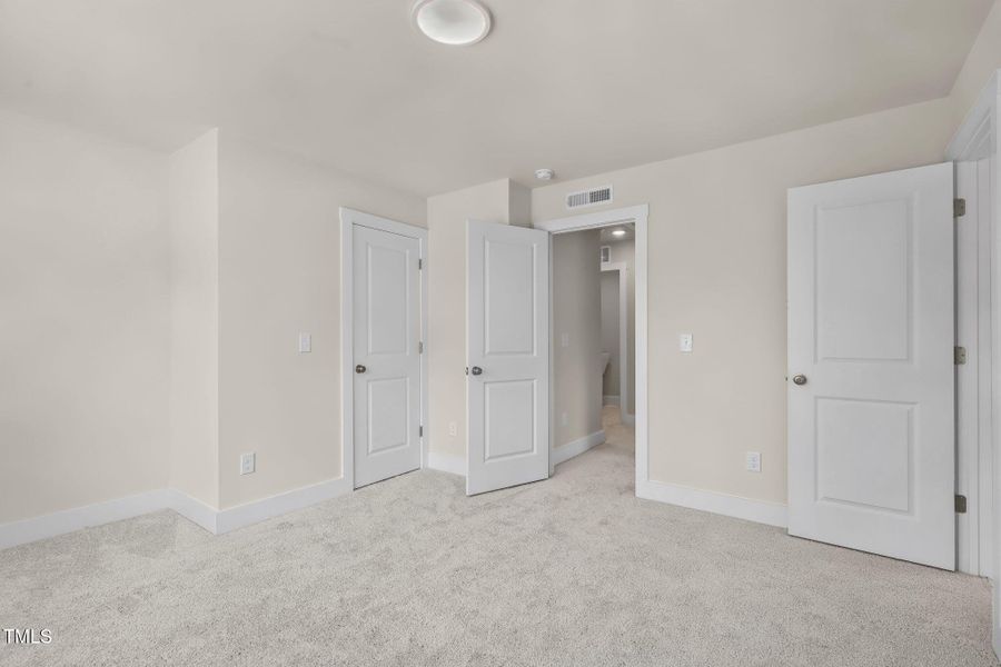 30-web-or-mls-1905-old-bramble-lane-fuqu