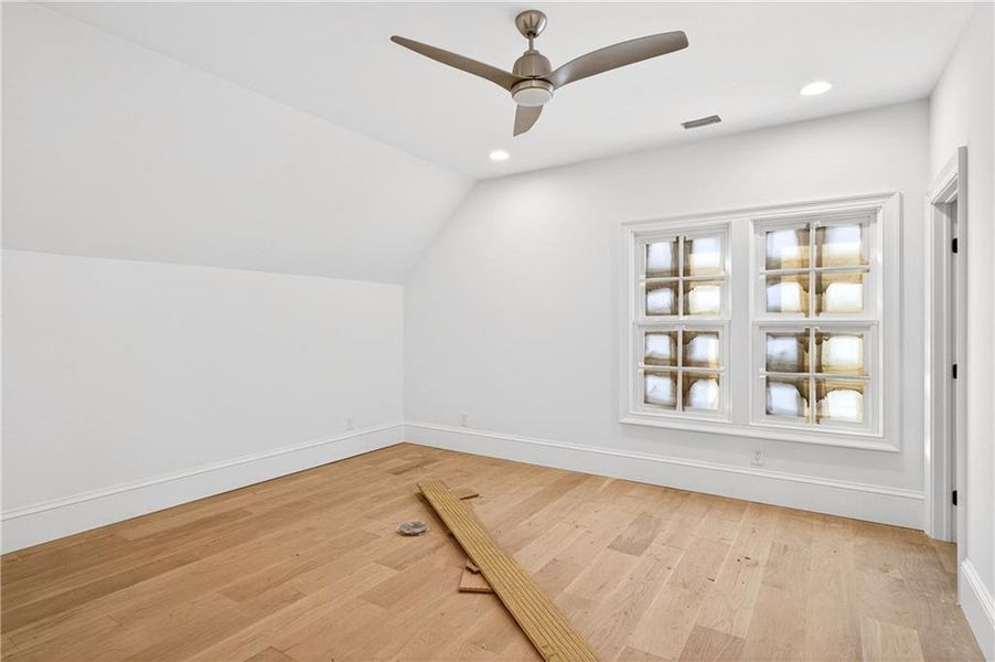 Spacious, unfurnished interior of a new home in , Atlanta (Image 16).