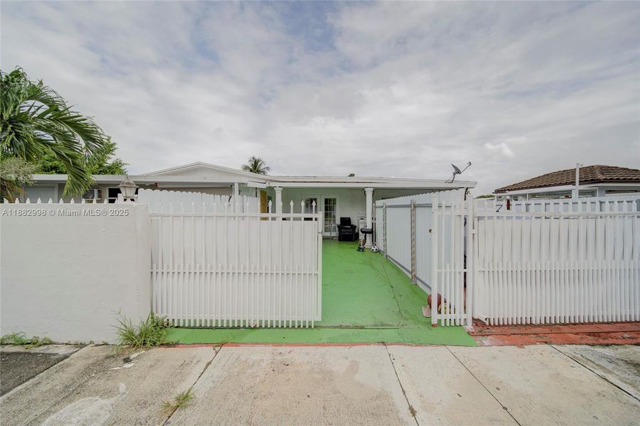Front exterior of a new home in , Miami, FL, highlighting curb appeal (Image 22). Front exterior of a new home in , Miami, FL, highlighting curb appeal (Image 22).