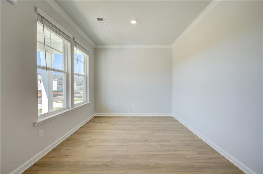 Spacious, unfurnished interior of a new home in Bowers Farm, McDonough (Image 13).