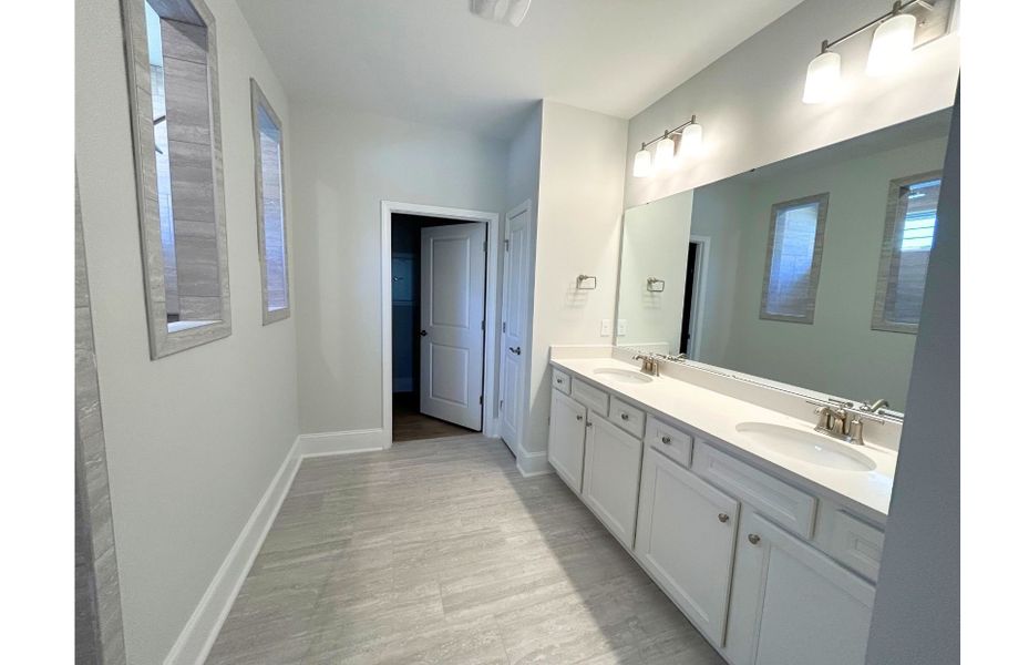 Furnished interior view inside a new home in The Haven at Riverlights, Wilmington (Image 6). Furnished interior view inside a new home in The Haven at Riverlights, Wilmington (Image 6).