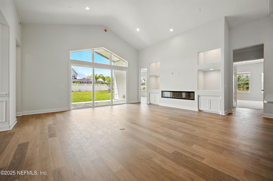 Spacious, unfurnished interior of a new home in Courtney Oaks in SilverLeaf, St. Augustine (Image 18). Spacious, unfurnished interior of a new home in Courtney Oaks in SilverLeaf, St. Augustine (Image 18).