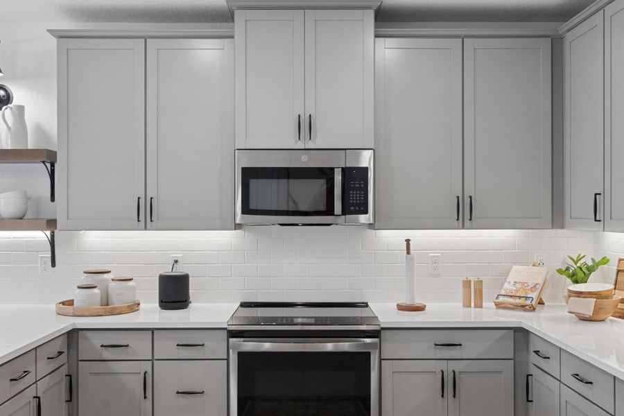 Close-up of interior finishes inside a home in , Fort Pierce (Image 21).