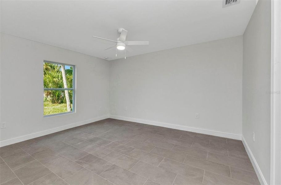 Spacious, unfurnished interior of a new home in , North Port (Image 28).