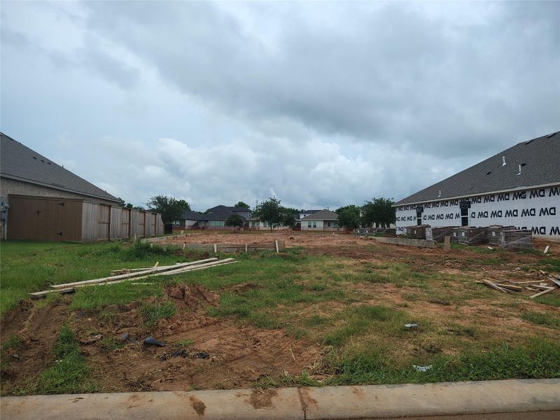 Site preparation for new homesites in Woodshore, Clute (Image 28). Site preparation for new homesites in Woodshore, Clute (Image 28).