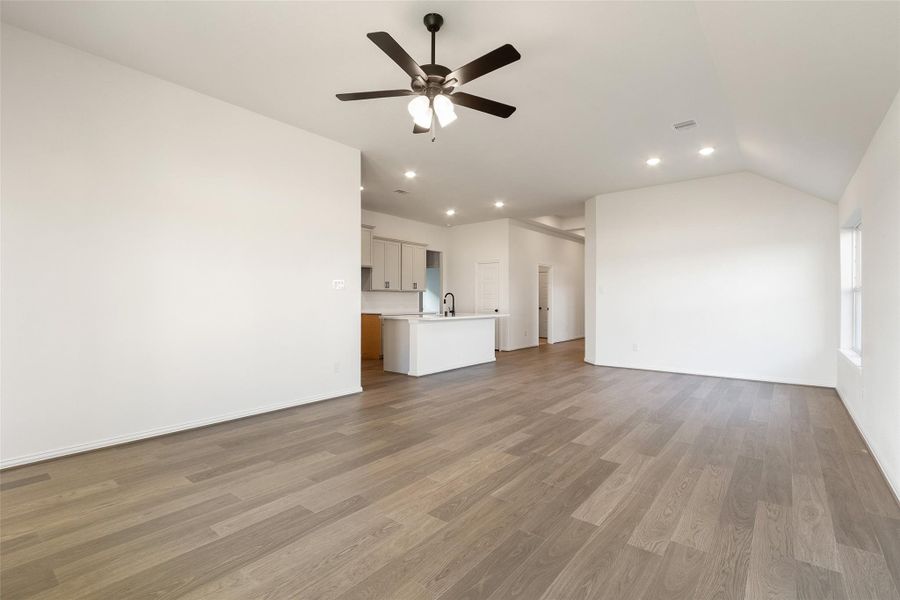 Spacious, unfurnished interior of a new home in Creekhaven, Arcola (Image 28).