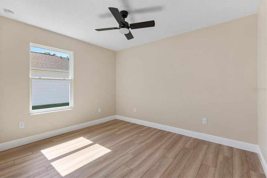 Spacious, unfurnished interior of a new home in , Bushnell (Image 27).
