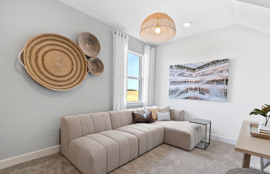 Representative furnished interior of a home built from the Mystique Grande by Del Webb in Del Webb Catalina, Lakewood Ranch (Image 12).