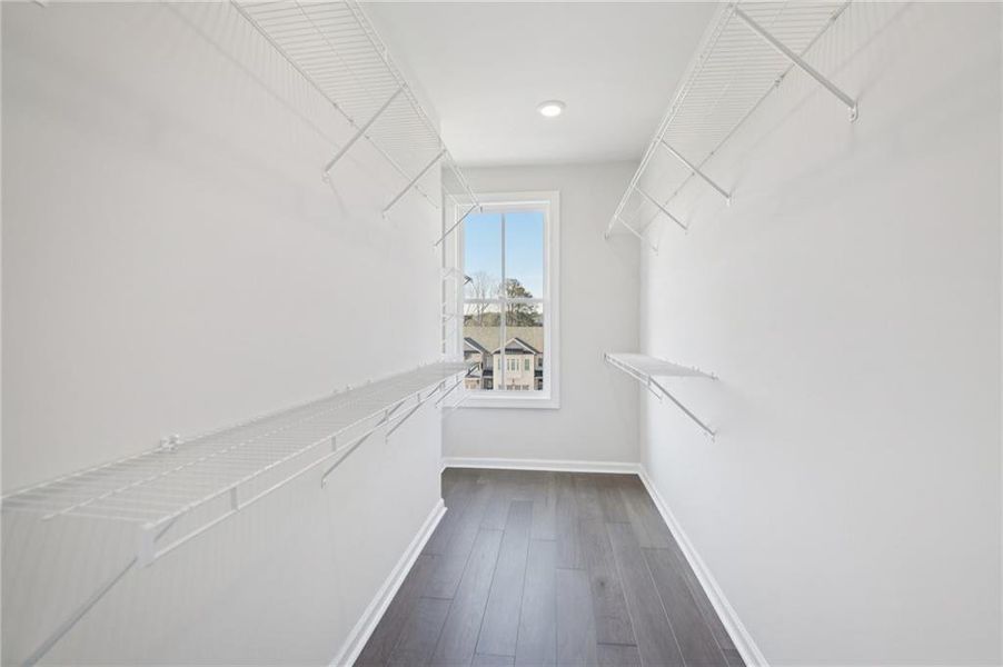 Spacious, unfurnished interior of a new home in Ward's Crossing Townhomes, Johns Creek (Image 30).