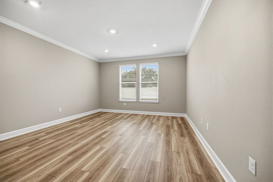 Spacious, unfurnished interior of a new home in Headwaters at Lofton Creek, Yulee (Image 24).