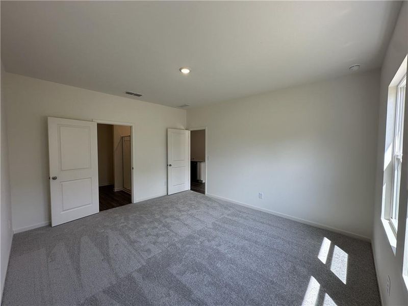Spacious, unfurnished interior of a new home in Crescent Pointe, Carrollton (Image 13). Spacious, unfurnished interior of a new home in Crescent Pointe, Carrollton (Image 13).