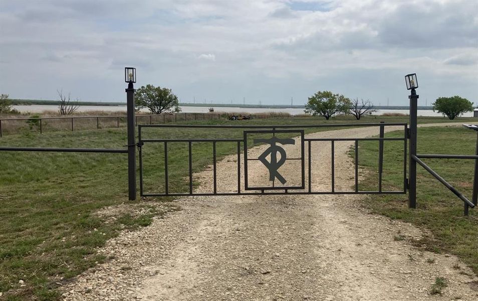 Community amenities in , Haskell (Image 25).