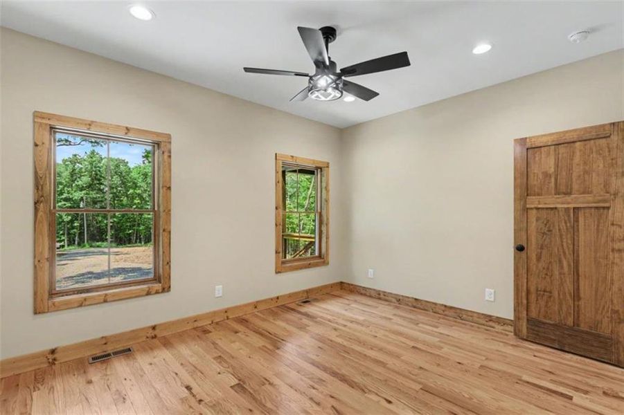 Spacious, unfurnished interior of a new home in , Blairsville (Image 36).