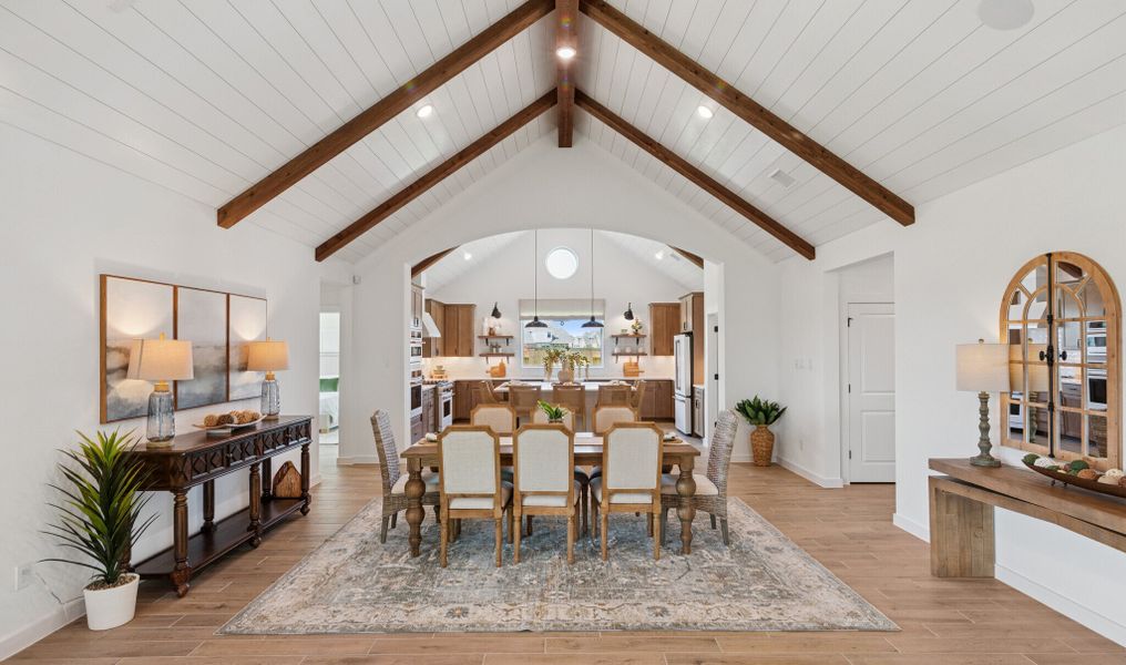 Dining Area Dining Area