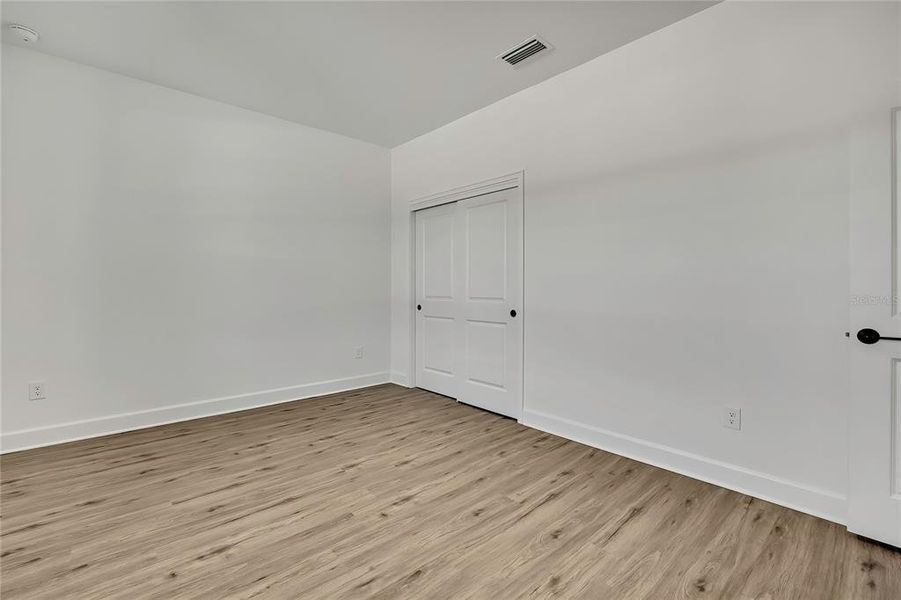 Spacious, unfurnished interior of a new home in , Brooksville (Image 40).