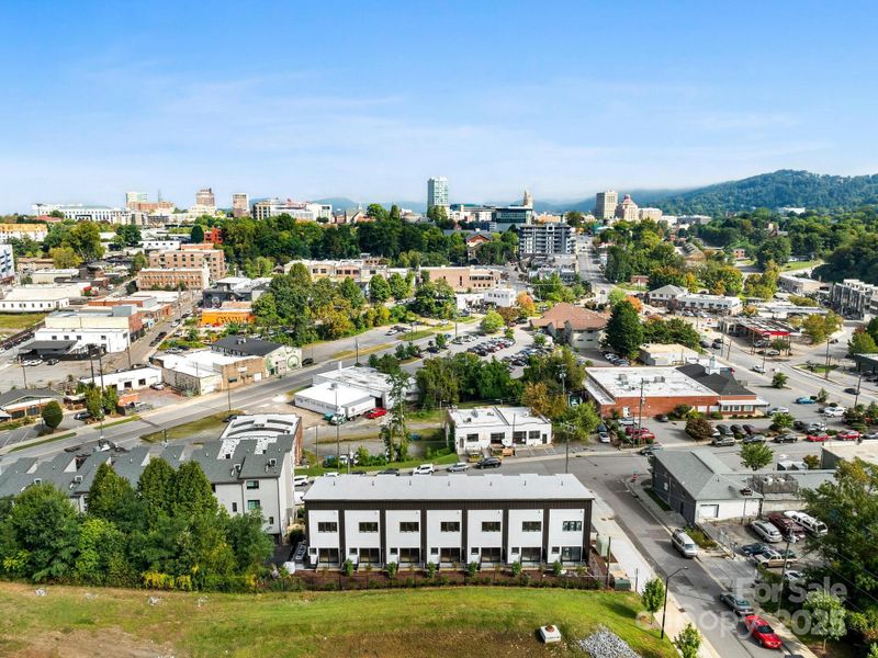 Image 29 of a home in .