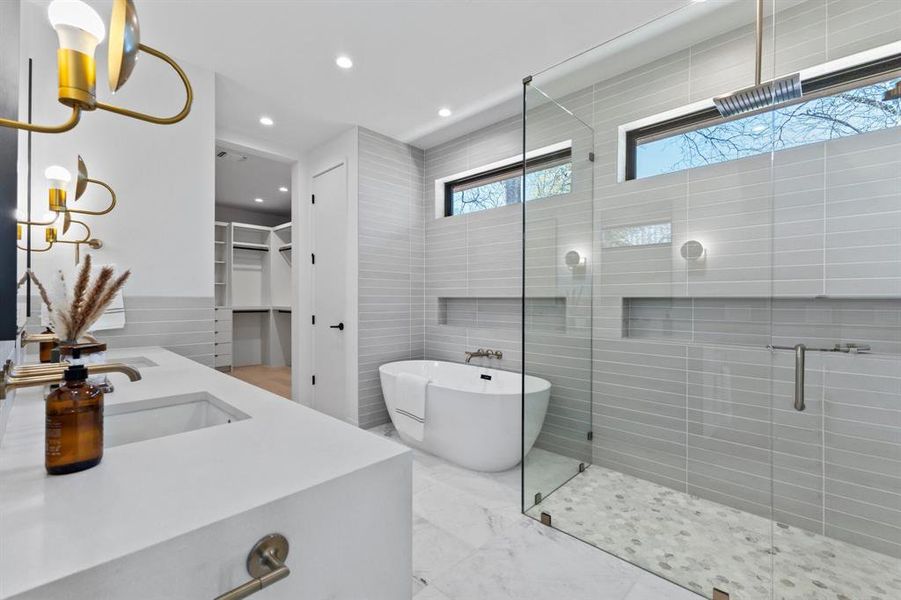 Primary bath
