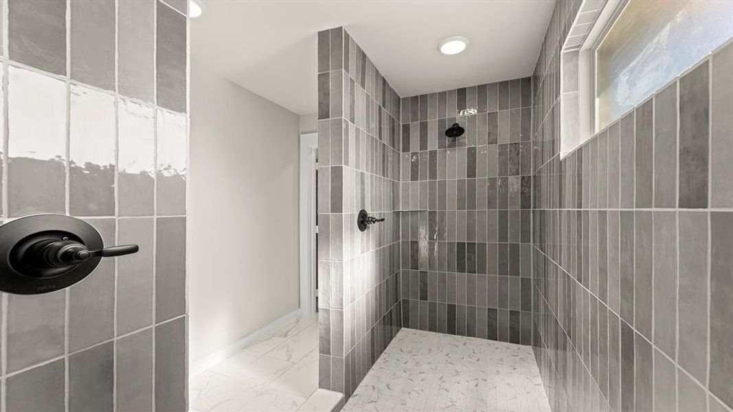 15. 1420 Clare - Bath (2) 15. 1420 Clare - Bath (2)