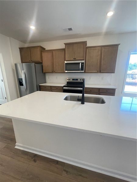 Image 31 of a home in Springwood Grove. Image 31 of a home in Springwood Grove.