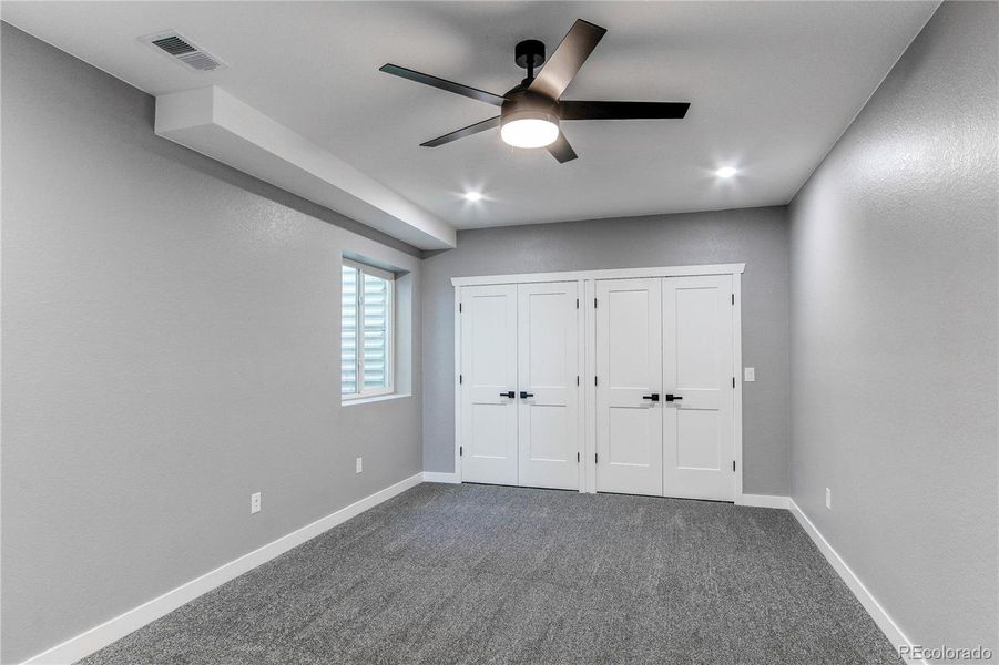 Spacious, unfurnished interior of a new home in , Strasburg (Image 30).