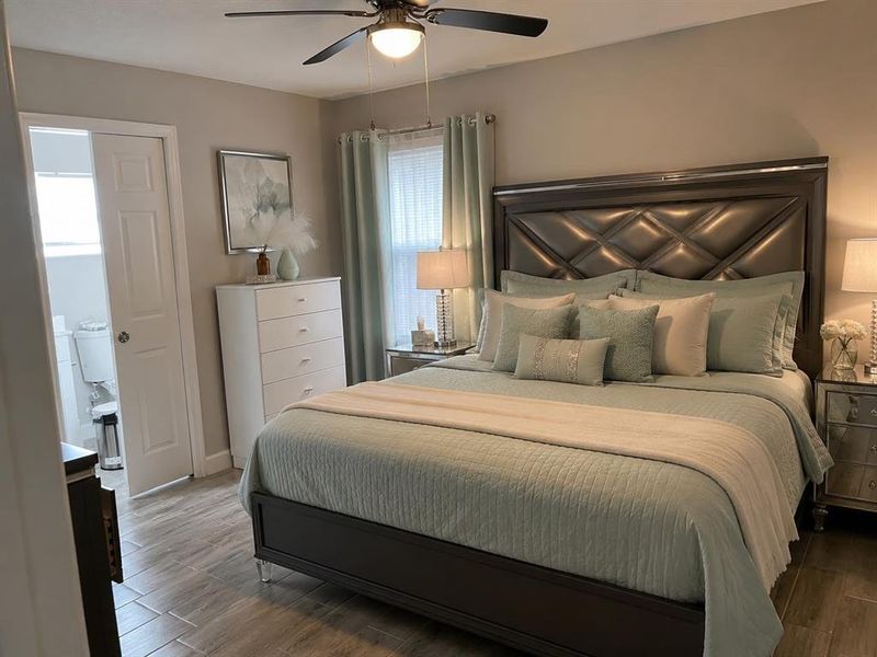 Furnished interior view inside a new home in , Ocala (Image 4).