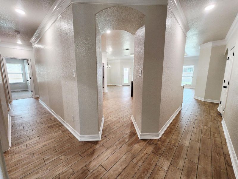 Archways and tile flooring define this home's welcoming entry and hallways. Archways and tile flooring define this home's welcoming entry and hallways.