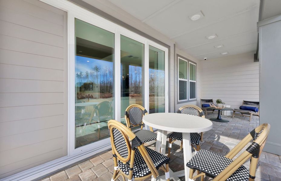 Mystique | Covered Lanai