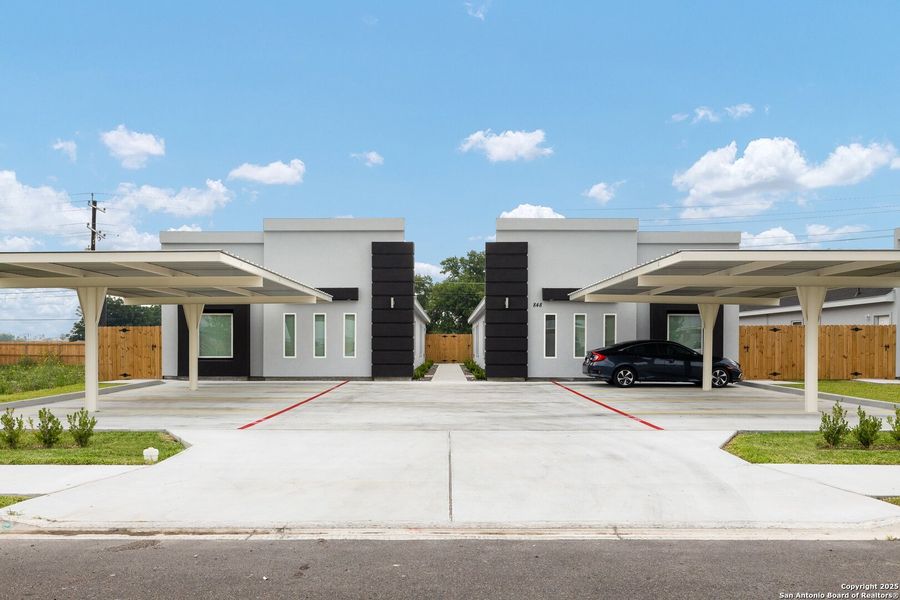 Exterior details and patio area of a home in , Alamo (Image 3).