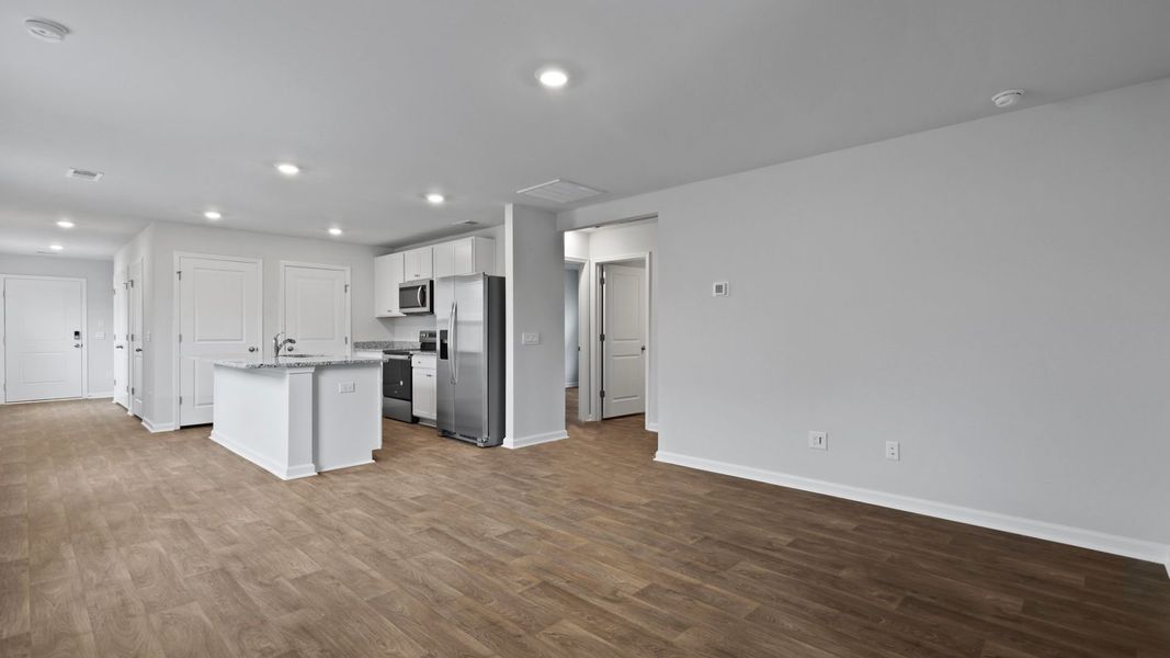 Spacious, unfurnished interior of a new home in Lockwood Landing, Supply (Image 14).