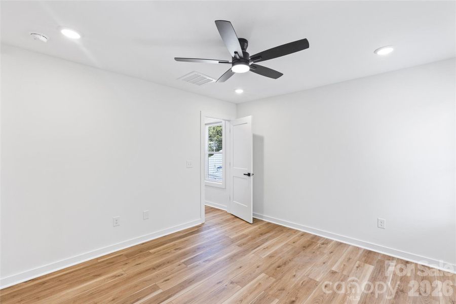 Spacious, unfurnished interior of a new home in , China Grove (Image 16).