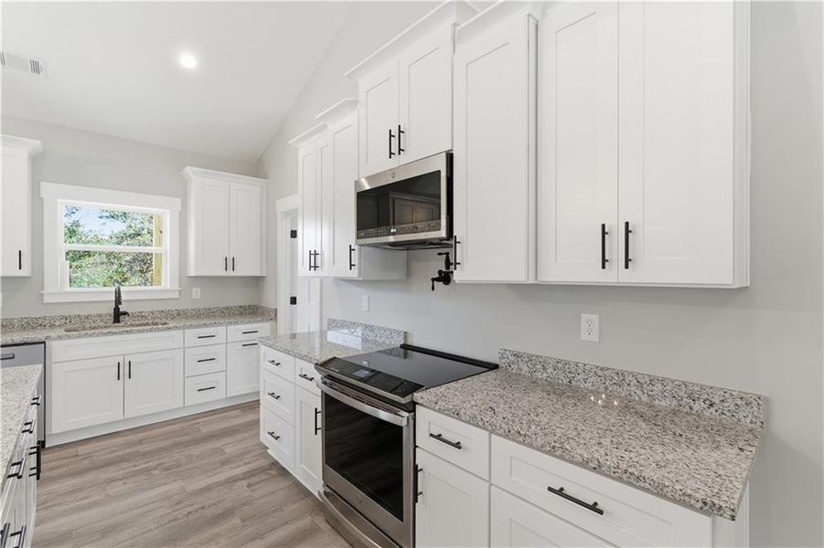 Furnished interior view inside a new home in , Dallas (Image 8).