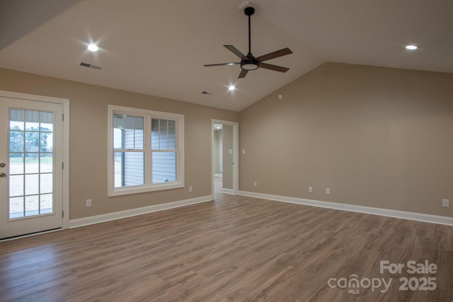 Spacious, unfurnished interior of a new home in , Lincolnton (Image 31).