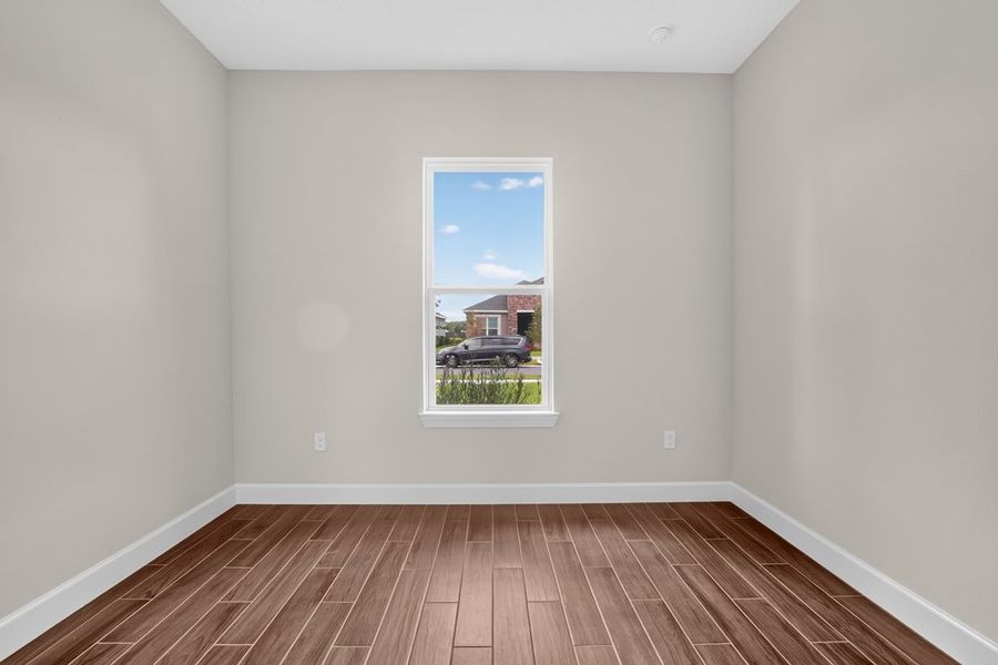 Image 20 of a home in Westview Community Group Page.