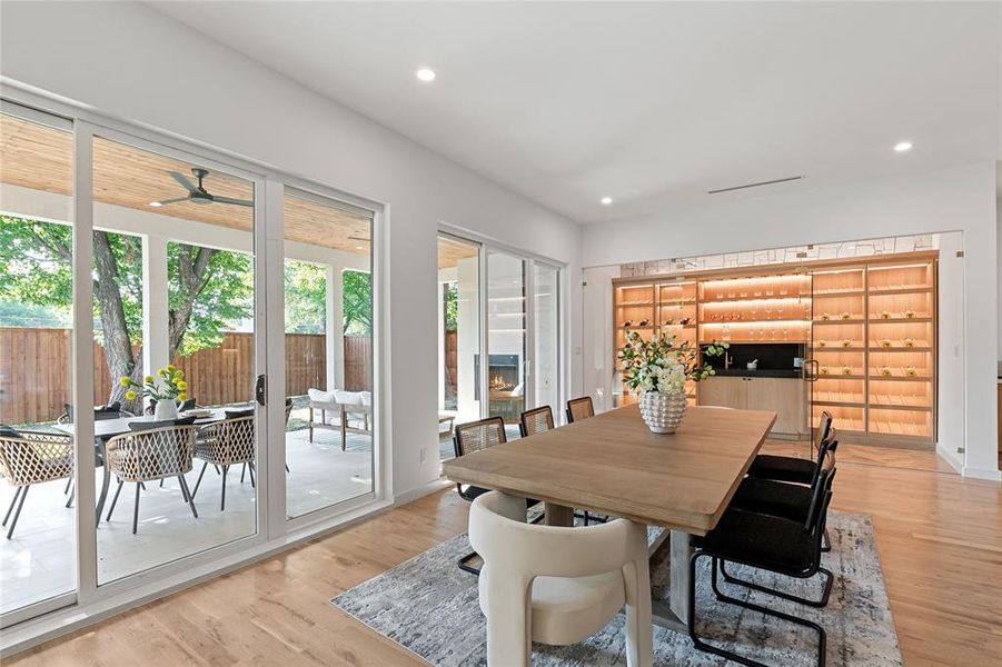 Furnished interior view inside a new home in , Dallas (Image 16). Furnished interior view inside a new home in , Dallas (Image 16).