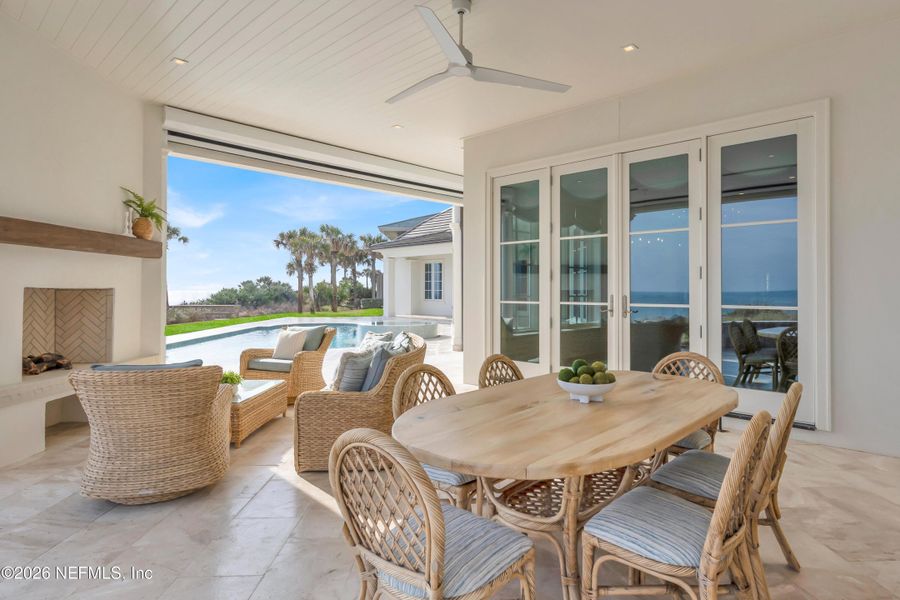 Exterior details and patio area of a home in , Ponte Vedra Beach (Image 4).
