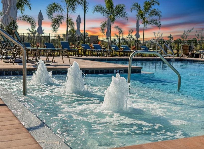 Community amenities in , North Port (Image 36).