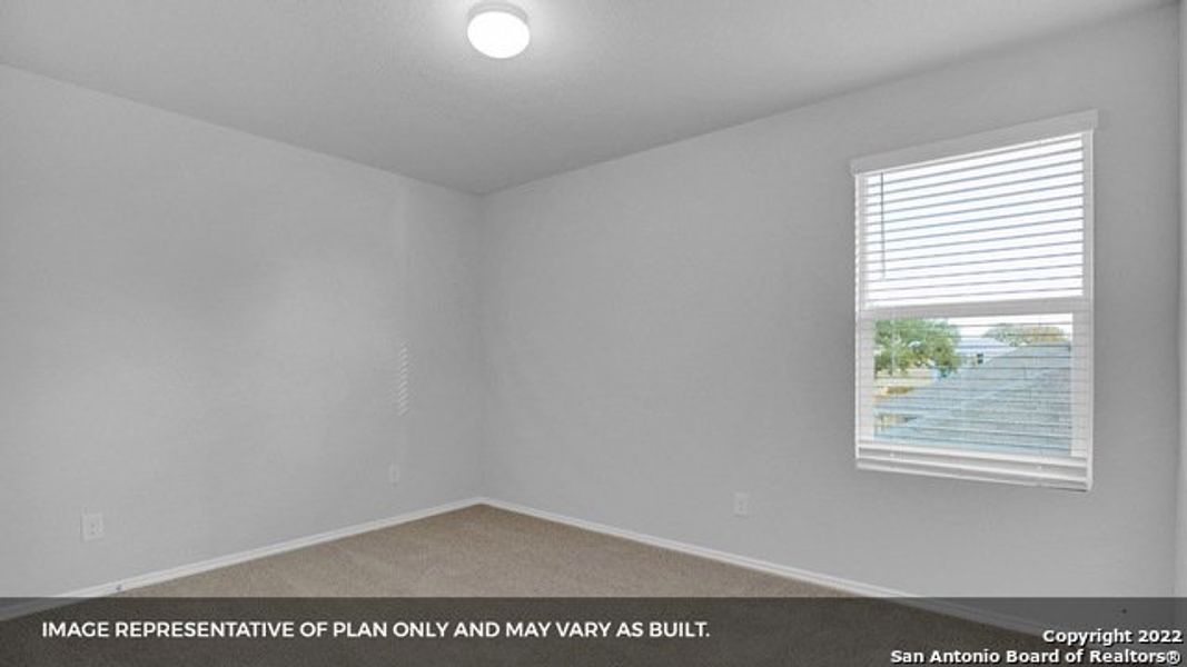 Spacious, unfurnished interior of a new home in Brookstone Creek, San Antonio (Image 19).