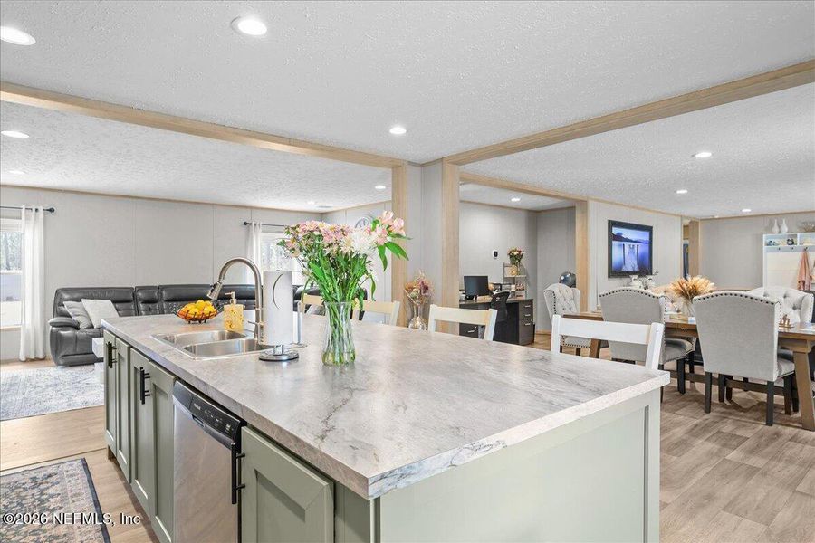 Furnished interior view inside a new home in , Palatka (Image 28).