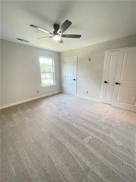 Spacious, unfurnished interior of a new home in , Gainesville (Image 19).