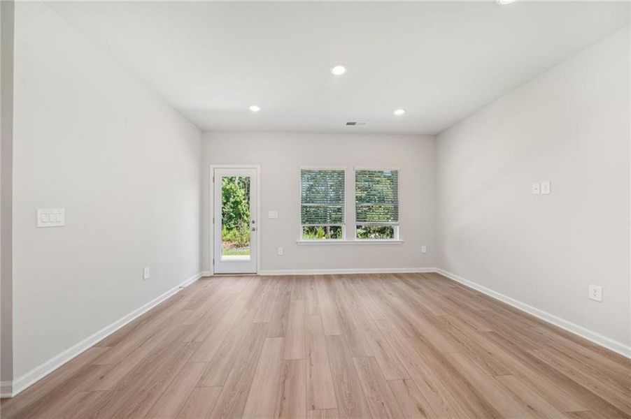 Spacious, unfurnished interior of a new home in , Conyers (Image 22).